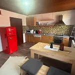 Rustica Apartmens Daire *