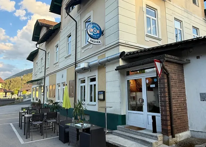 Rustica Apartmens Apartamento